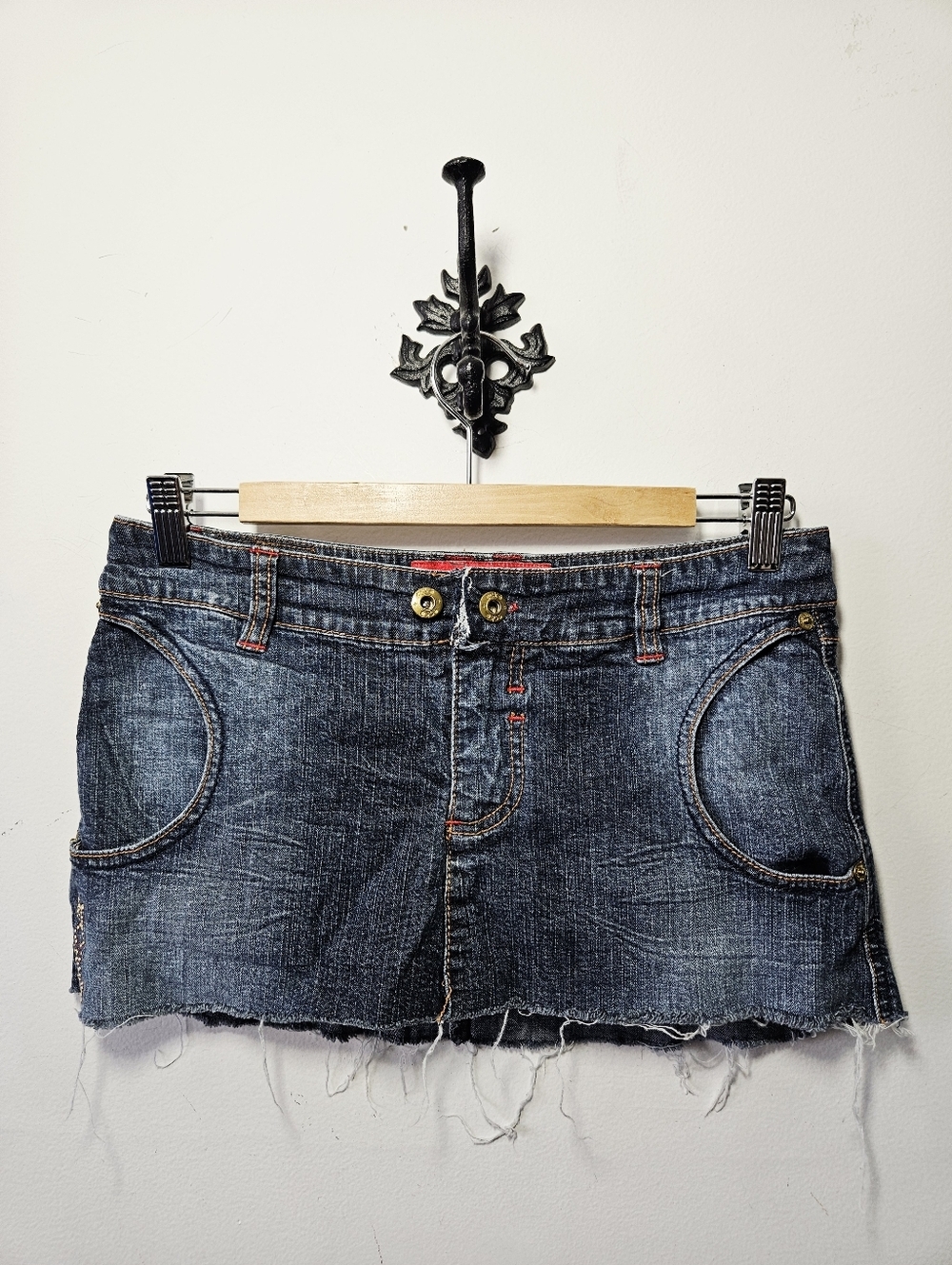 Vintage Y2K Ecko Micro Mini Jean Skirt Size M Low Rise Denim Embellished